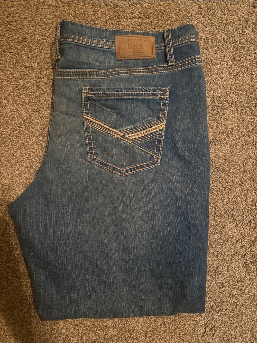 BKE Men's Medium Blue Slim Straight Jeans